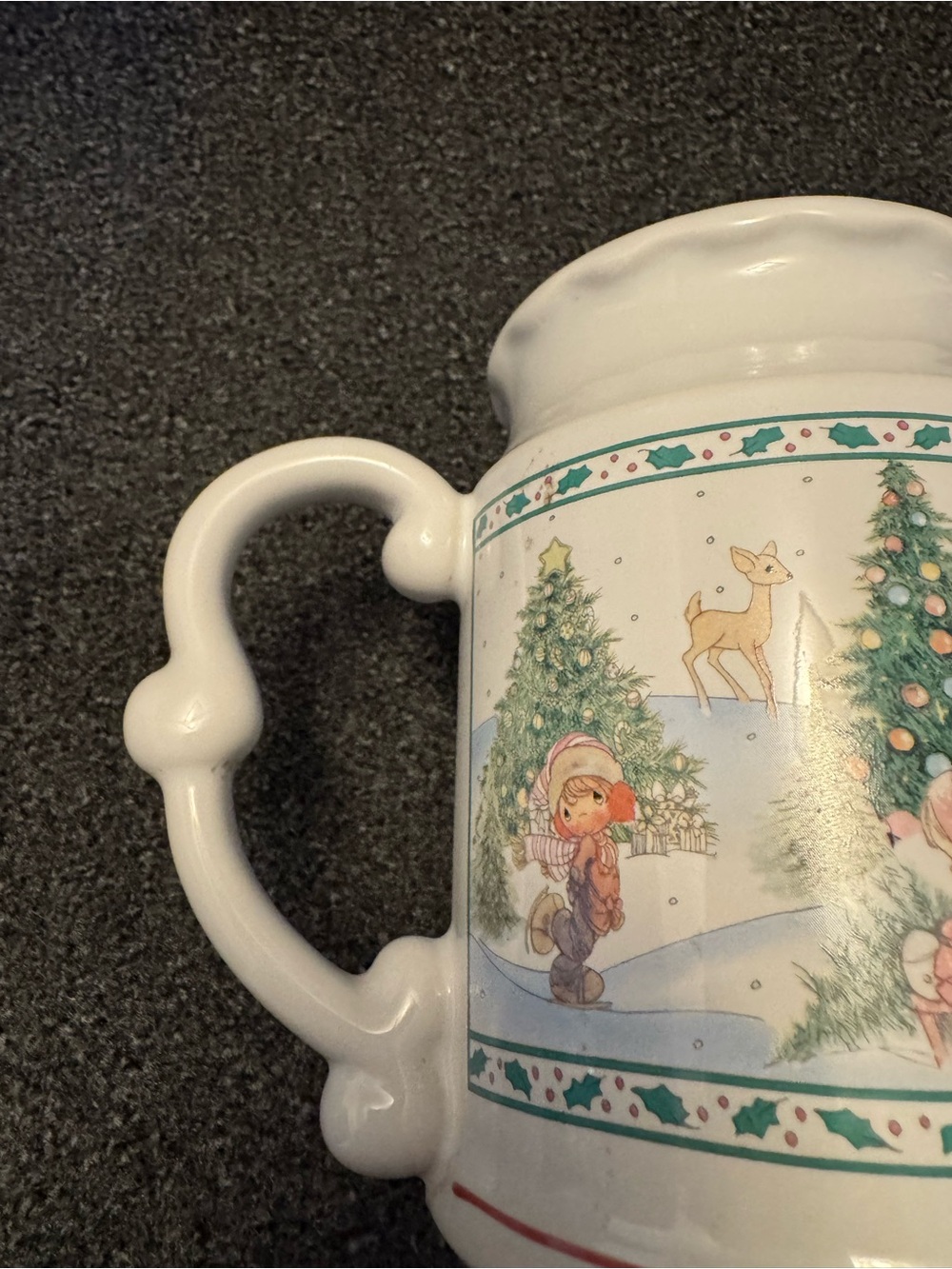 Vintage 1994 Precious Moments Christmas Winter Scene Teapot w/ Lid - Retired - Picture 12 of 13